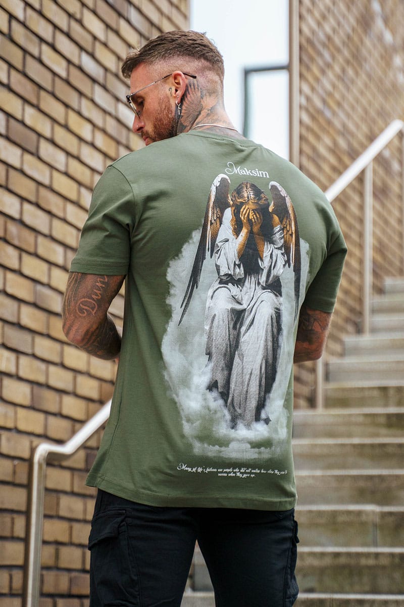 Χακί ανδρικο oversized T-shirt με μεγάλο τύπωμα στην πλάτη / 5551K