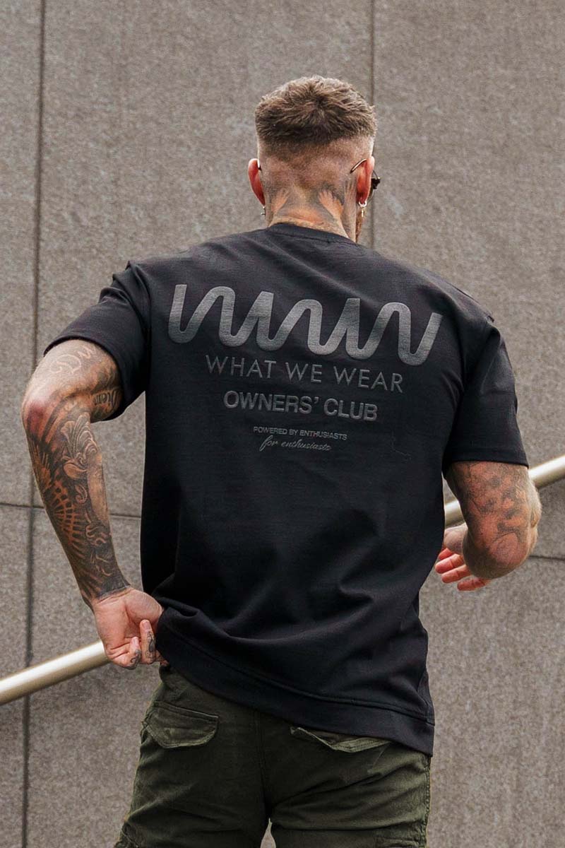 Μαύρο ανδρικο oversized T-shirt με μεγάλο τύπωμα στην πλάτη / 5553BK