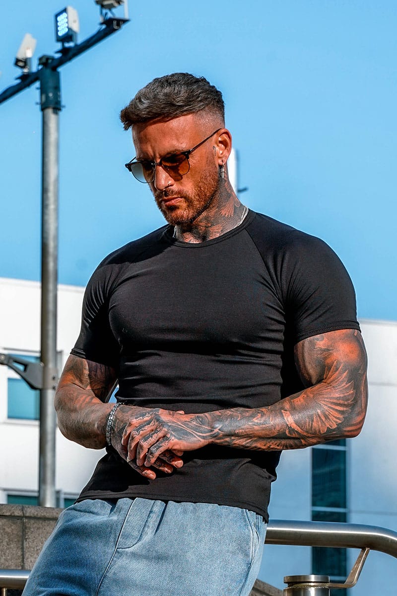 Μαύρη ανδρικό ελαστικό slim fit T-shirt / 5640BK